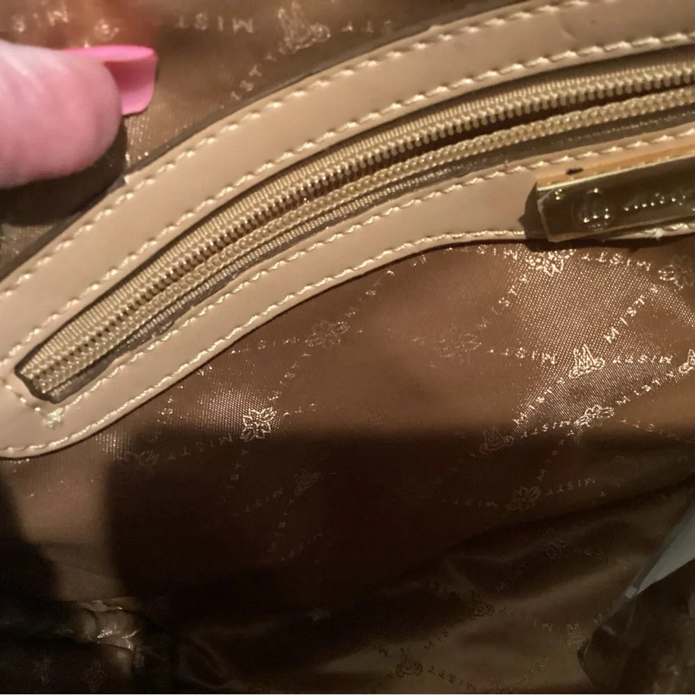 Beautiful leather misty collection purse - Picture 10 of 11